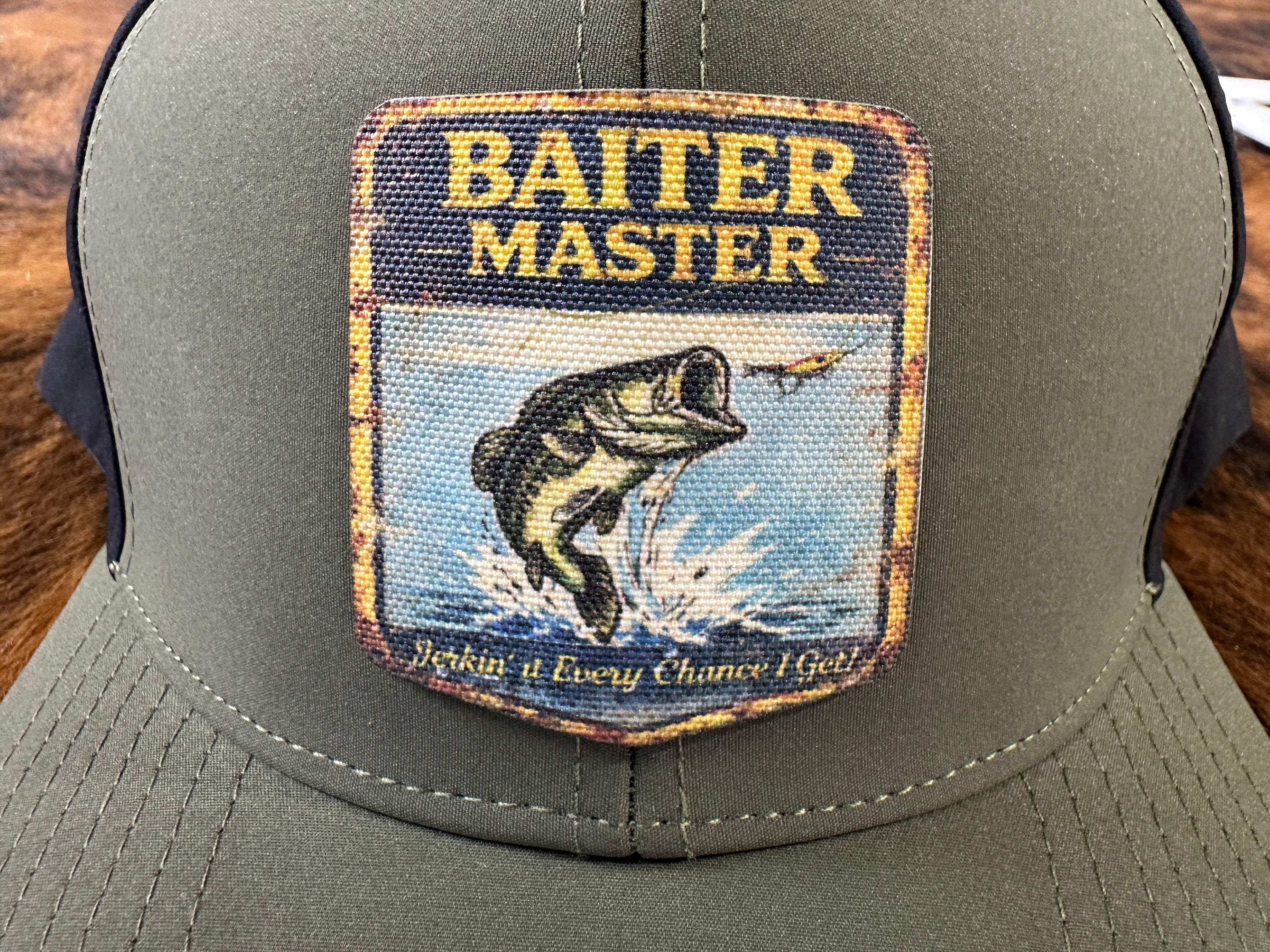 Cap with a fishing-themed Canvas patches on the front
